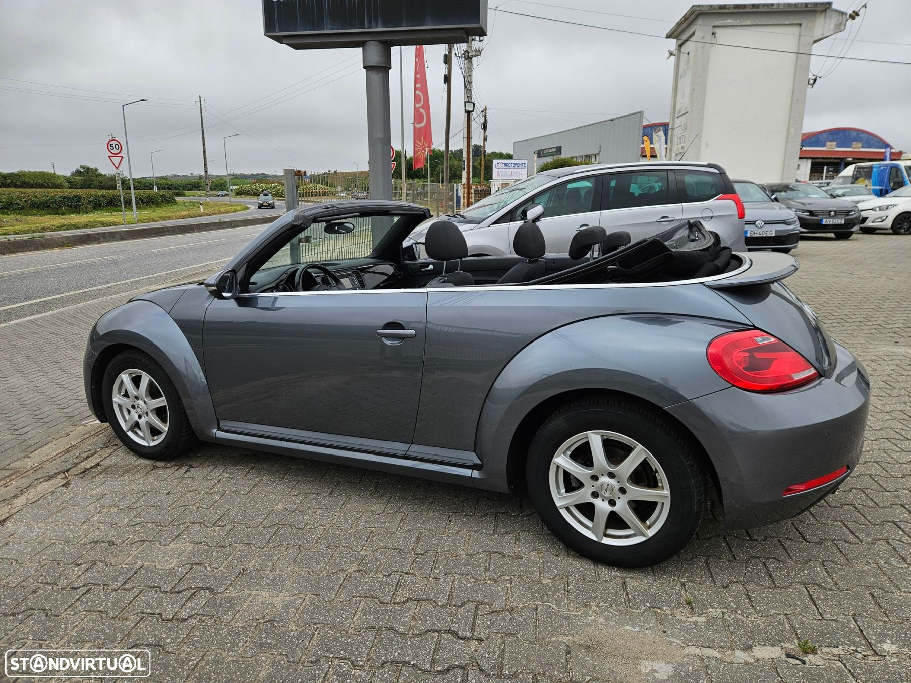 VW New Beetle Cabriolet - 7