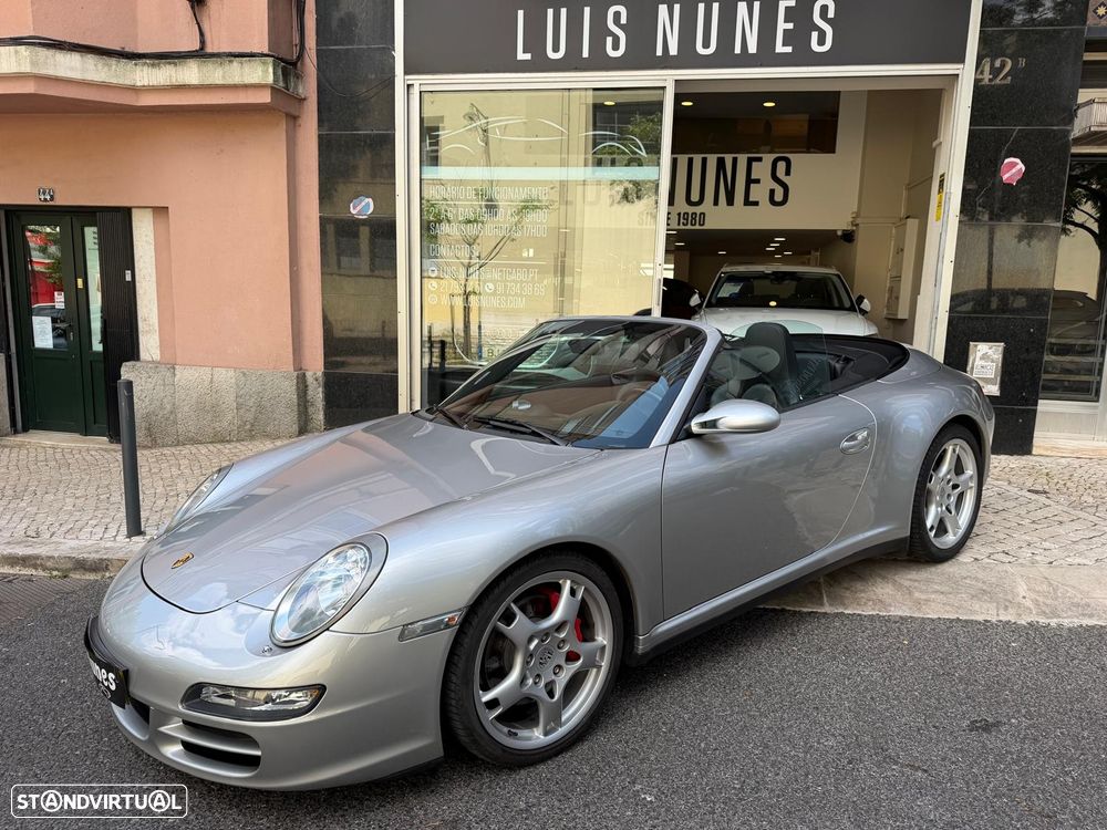 Porsche 911 (997) Carrera 4 S - 12