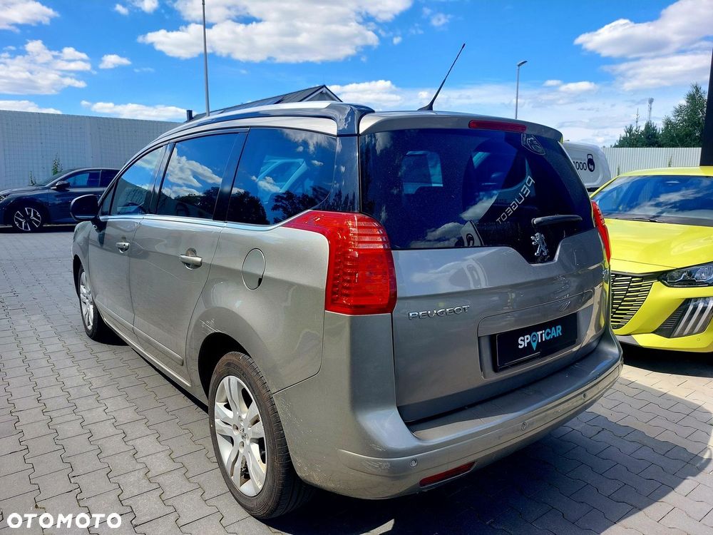 Peugeot 5008 2.0 HDi Premium + - 3
