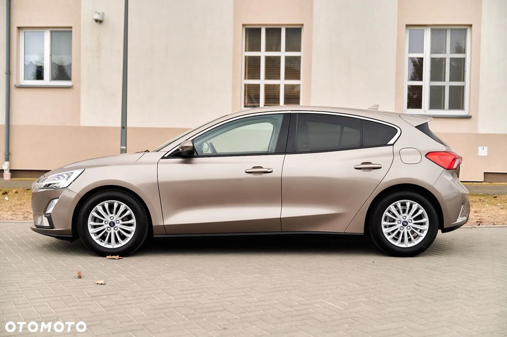 Ford Focus 1.5 EcoBlue Start-Stopp-System TITANIUM DESIGN - 15