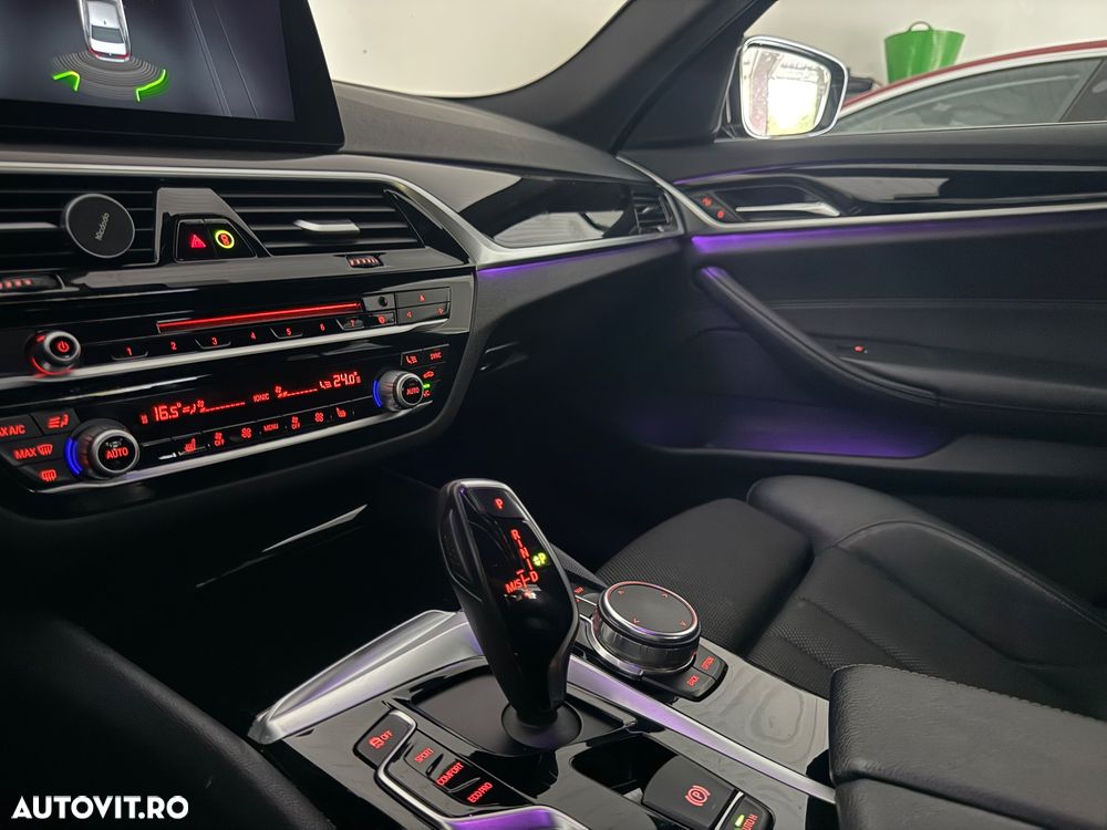 BMW Seria 5 530d Aut. Sport Line - 20