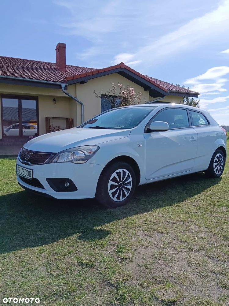 Kia Ceed 1.4 Comfort + - 33