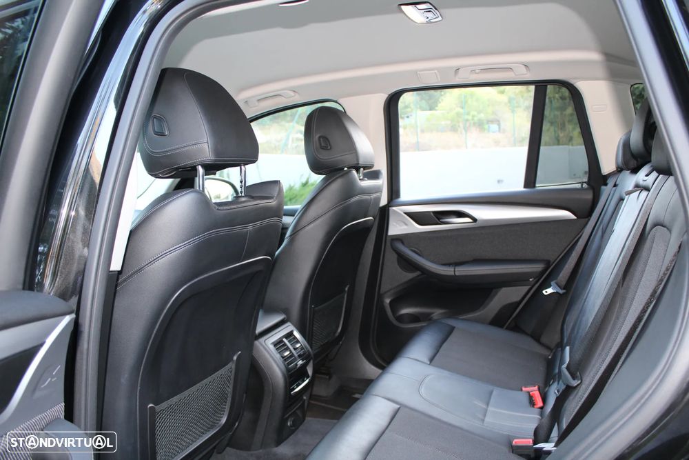 BMW X3 20 d xDrive Advantage - 22
