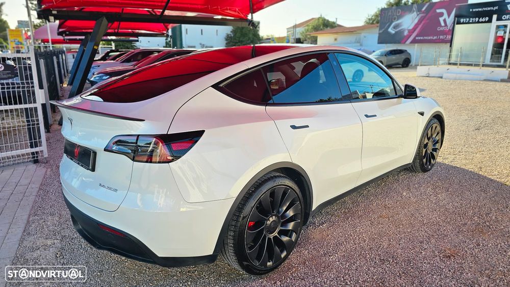 Tesla Model Y Performance Dual Motor AWD - 6