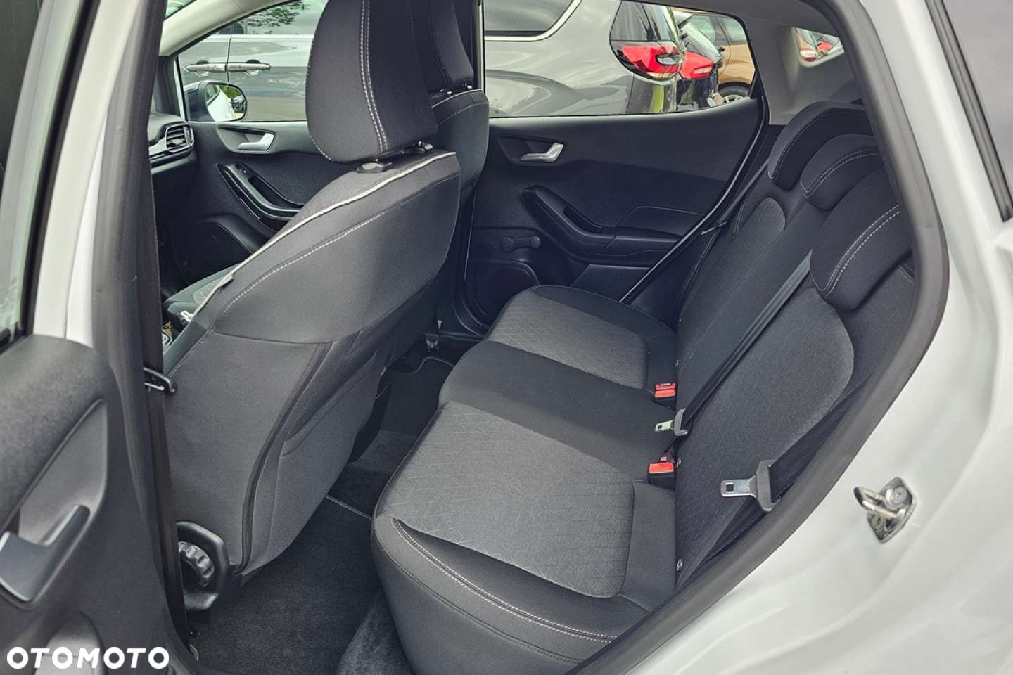 Ford Fiesta - 15