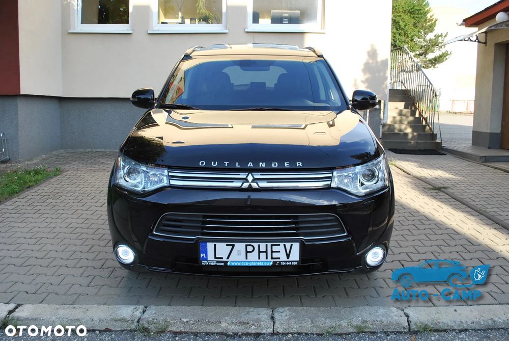 Mitsubishi Outlander Instyle NAVI + - 10