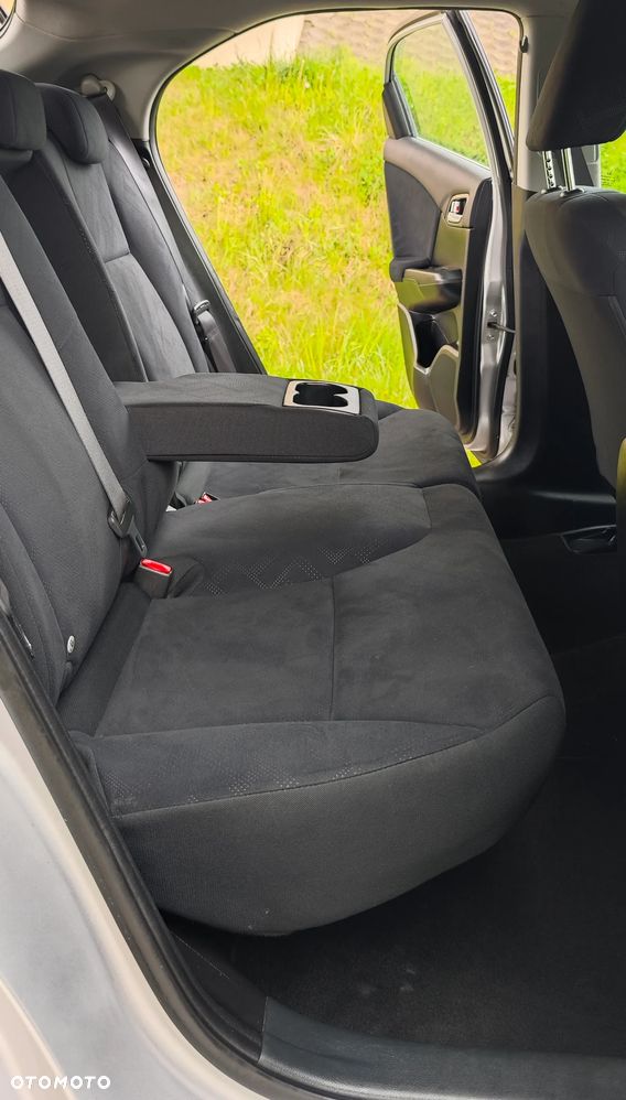Honda Civic 1.4 i-VTEC Sport - 8