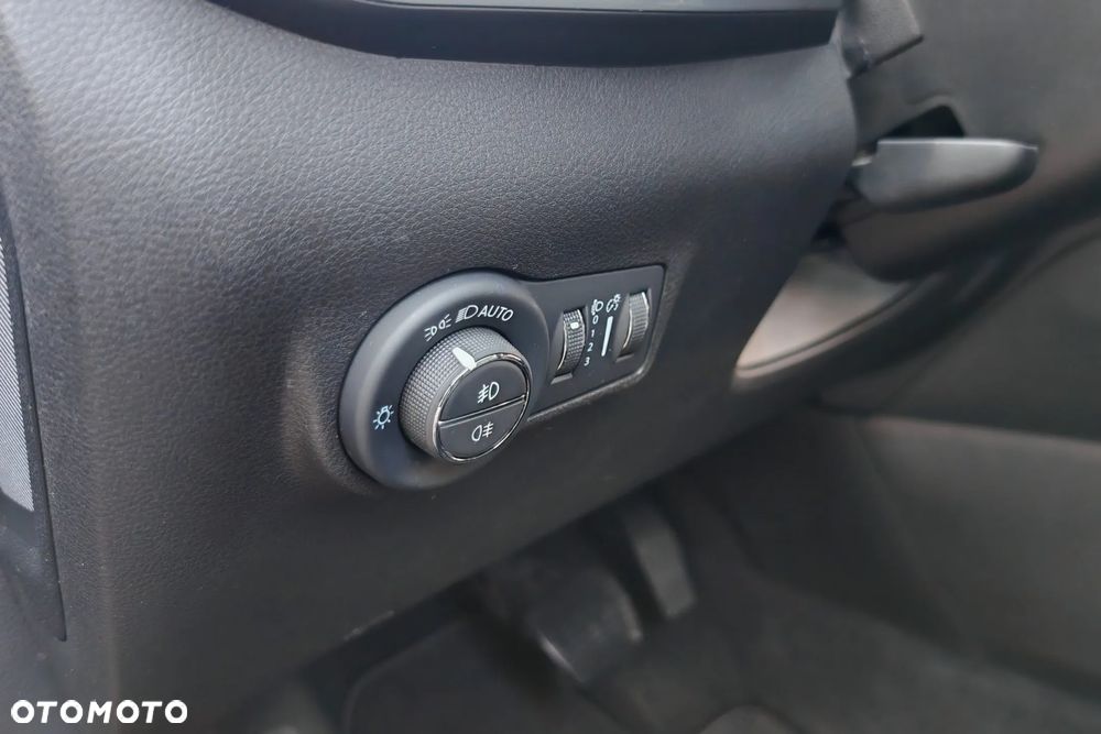 Jeep Compass 1.5 T4 mHEV Limited FWD S&S DCT - 17