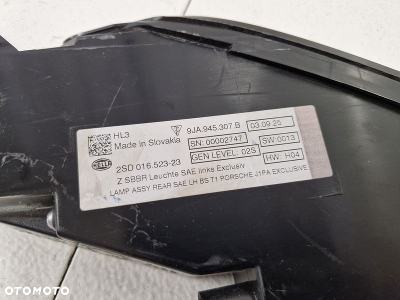 PORSCHE TAYCAN 9J1 LAMPA LEWY TYŁ TYLNA 9JA945307B - 9