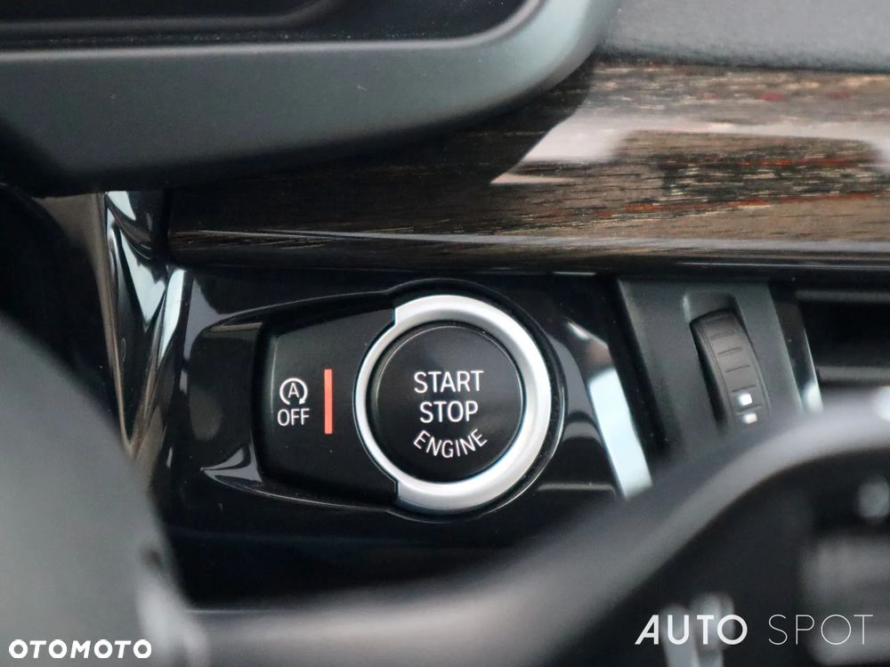 BMW X5 xDrive25d - 23