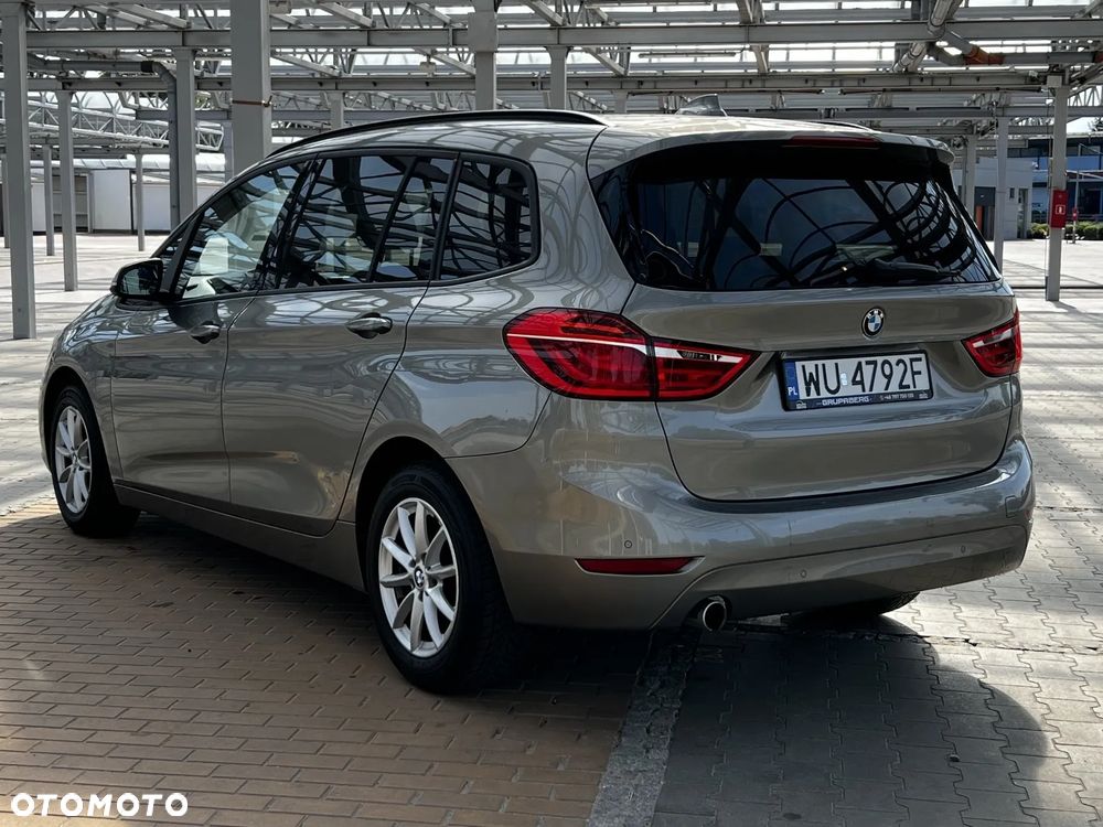BMW Seria 2 218d Advantage - 9