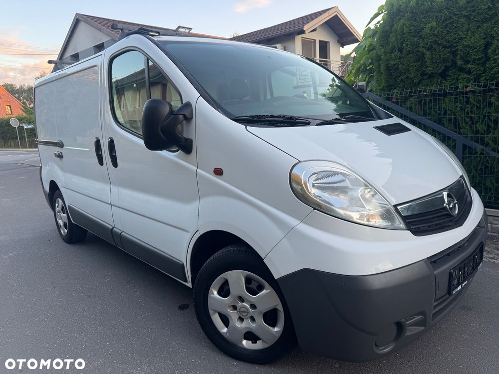 Opel Vivaro - 14