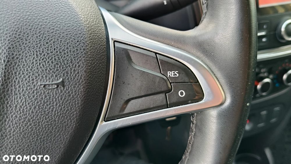 Dacia Sandero - 27