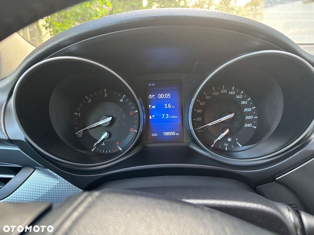 Toyota Avensis 2.0 D-4D Prestige - 9