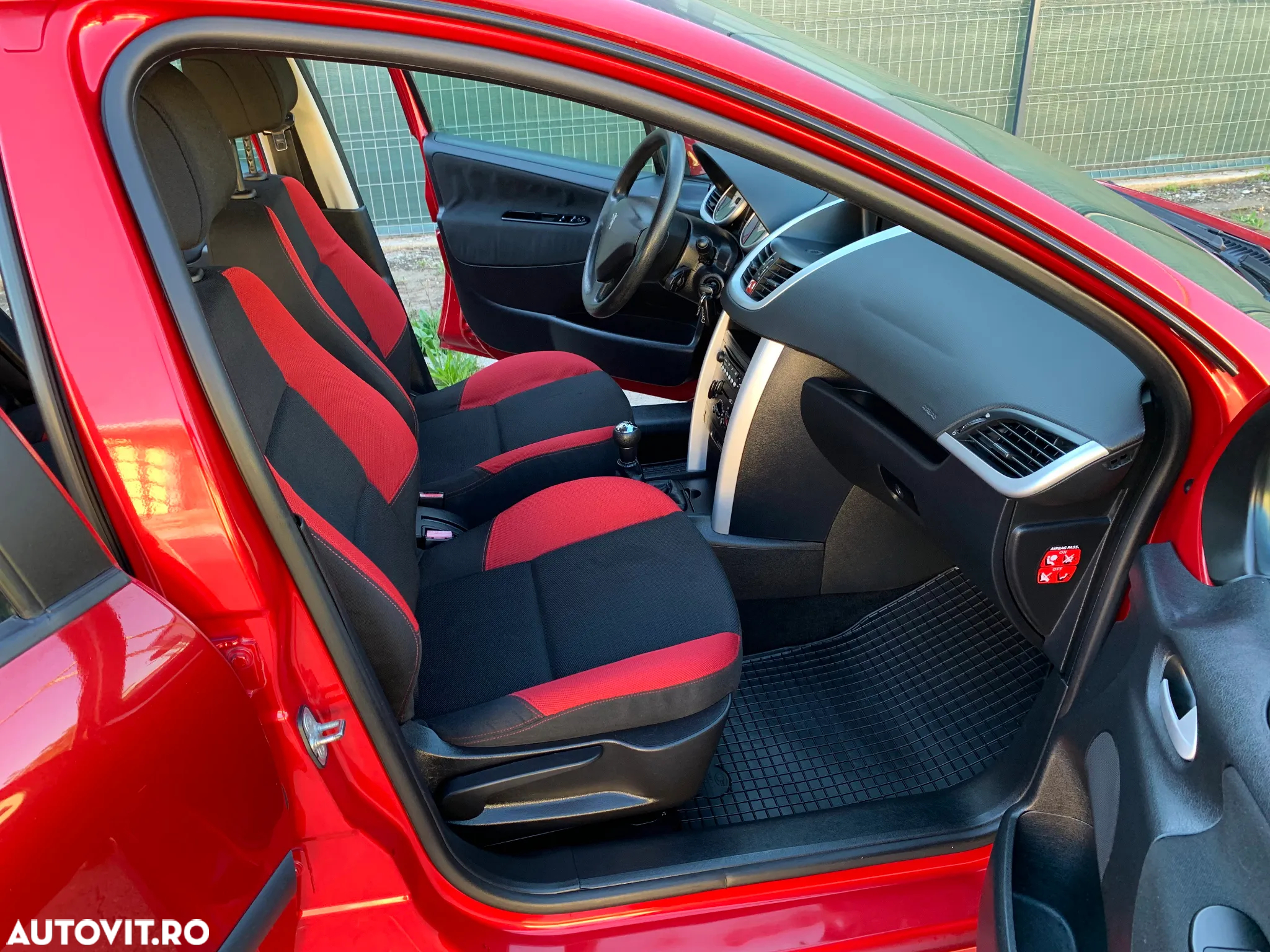 Peugeot 207 1.4E 16V Trendy - 5