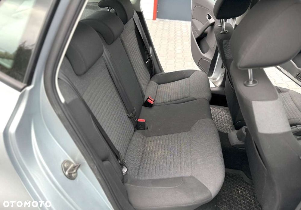 Volkswagen Polo - 17