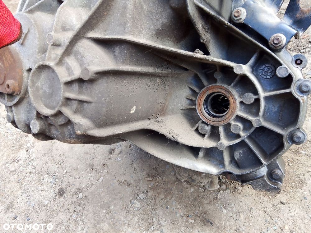 skrzynia biegów ford s-max i 2.0 16v 6g9r-7002aa - 3