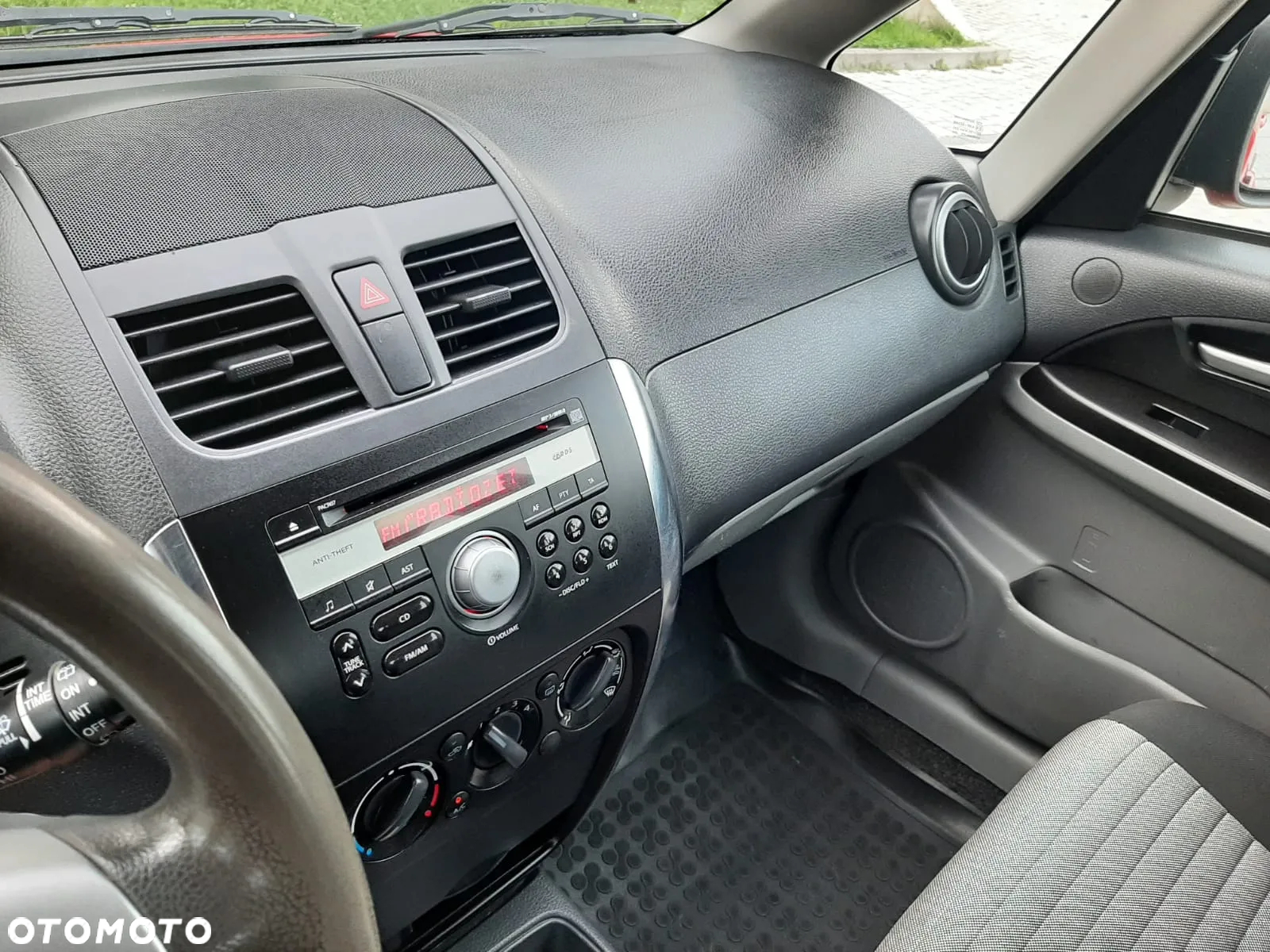 Suzuki SX4 1.6 Comfort 4WD - 24