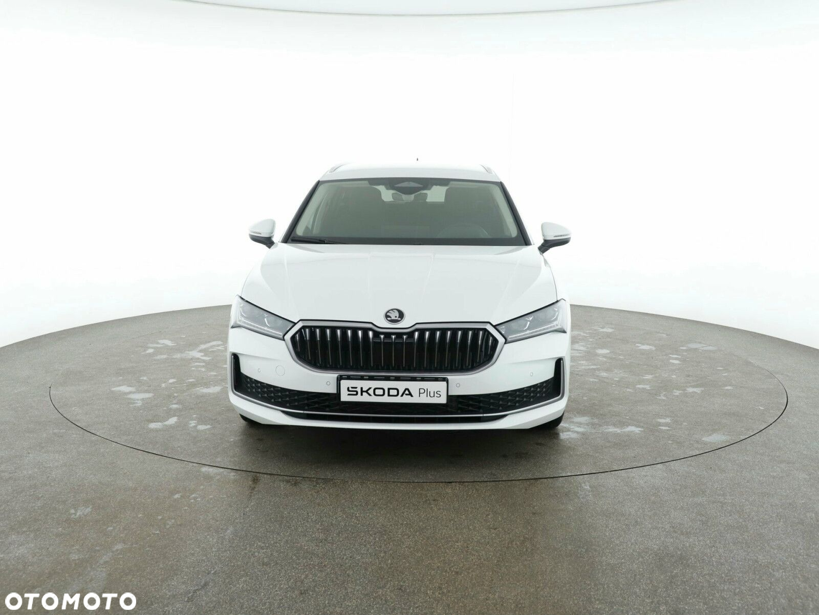 Skoda Superb 1.5 TSI L&K DSG - 2