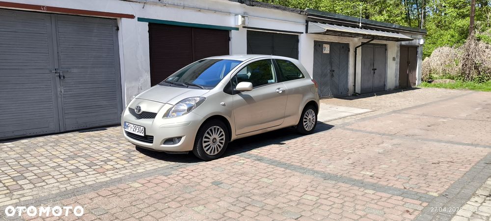 Toyota Yaris 1.33 Prestige - 8