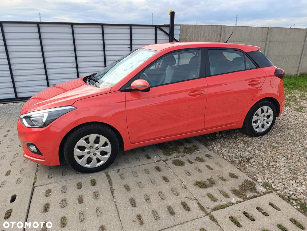 Hyundai i20 1.25 Comfort - 11