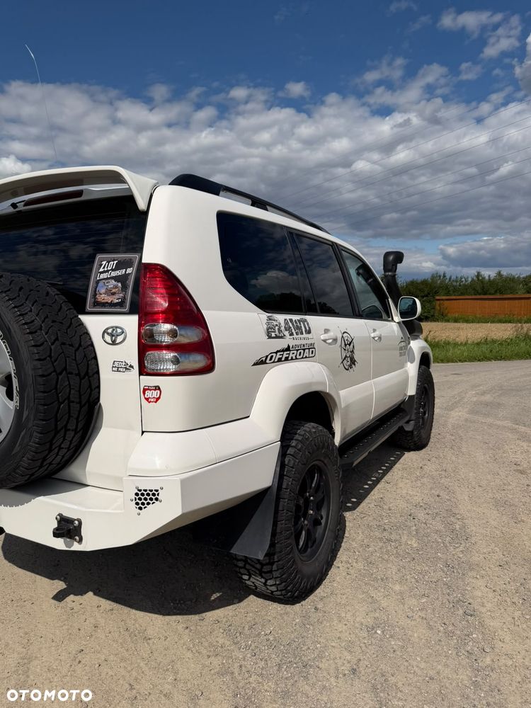 Toyota Land Cruiser - 7