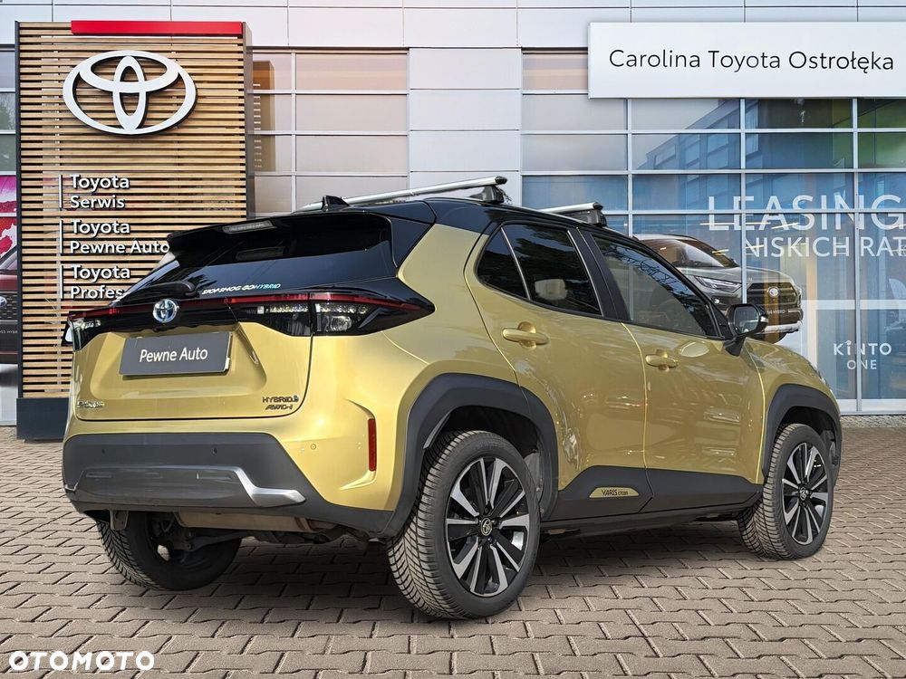 Toyota Yaris Cross Hybrid 1.5 Premiere Edition 4x4 - 8