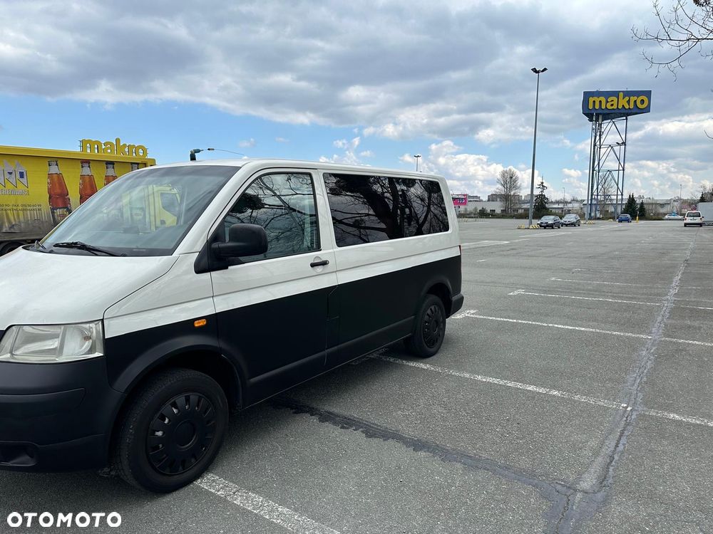 Volkswagen Transporter - 4