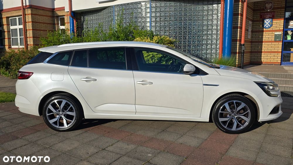 Renault Megane ENERGY TCe 130 EDC BOSE EDITION - 8