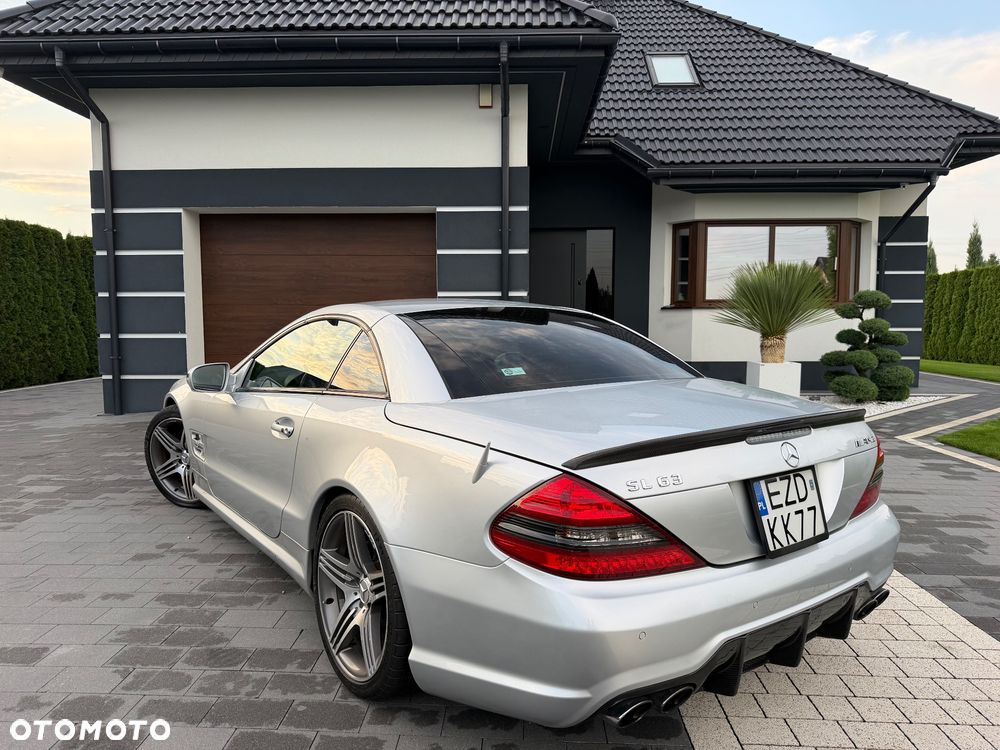 Mercedes-Benz SL - 15