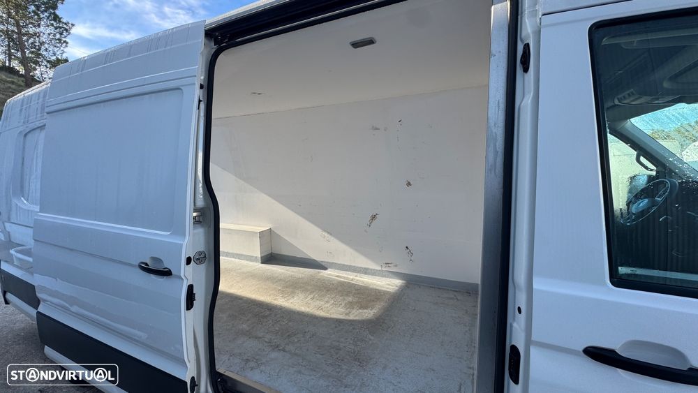 VW Crafter 35 2.0 TDI L5 H3 - 37
