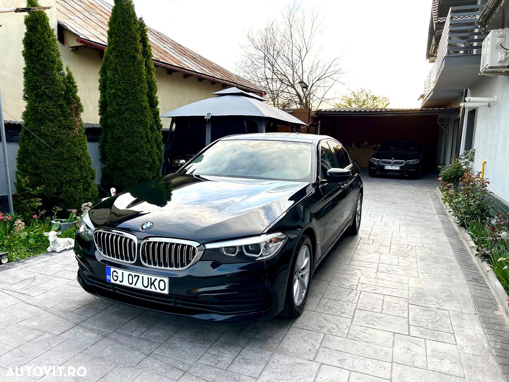 BMW Seria 5 520d Aut. Sport Line - 1