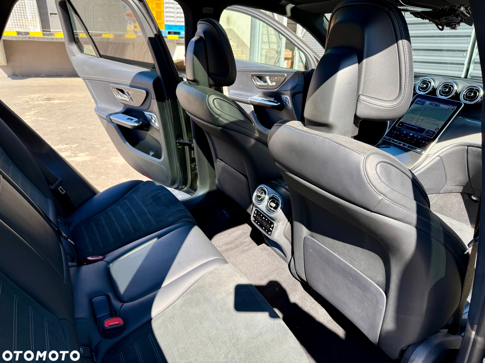 Mercedes-Benz GLC 220 d 4Matic 9G-TRONIC Edition AMG Line - 26