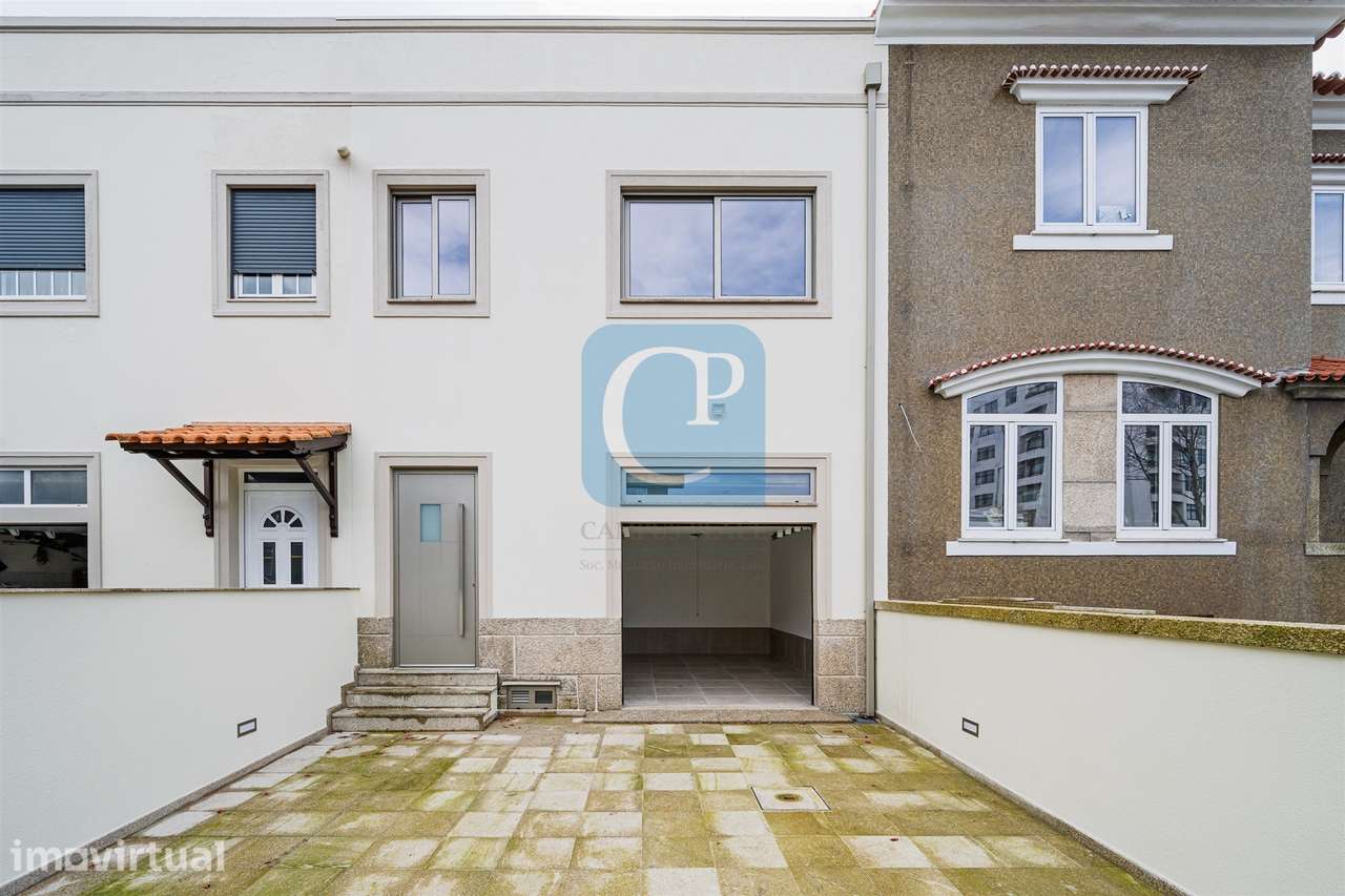 Moradia Geminada V3+2 ao Hospital São João, Paranhos, Porto - Grande imagem: 2/33