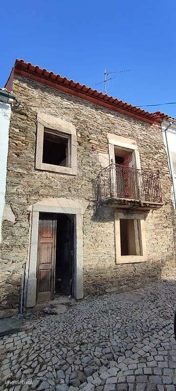 Moradia T3 para venda - Grande imagem: 2/5