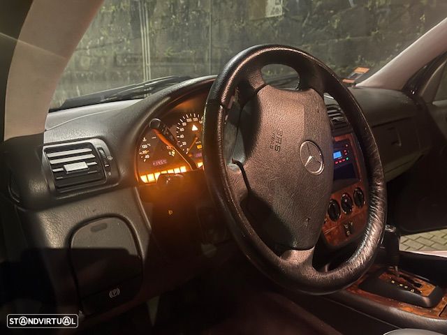 Mercedes-Benz ML 270 - 13