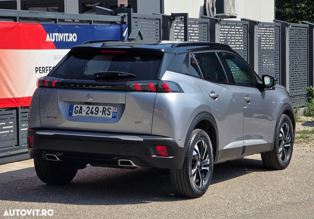 Peugeot 2008 PureTech 130 EAT8 GT - 6