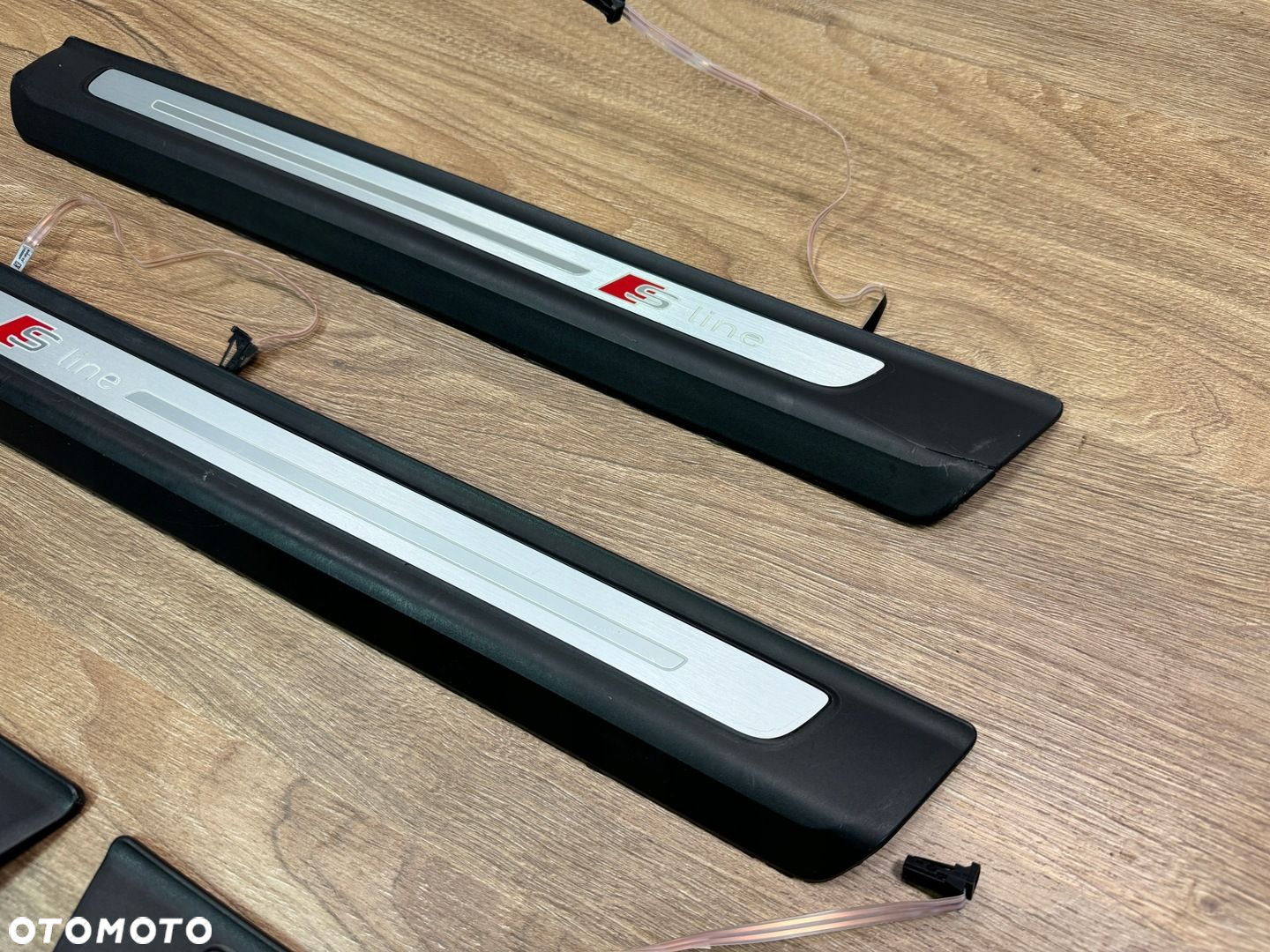 LISTWY PROGOWE LED AUDI Q7 4M S-LINE PODŚWIETLANE 4M0947405B 4M0947406B - 8