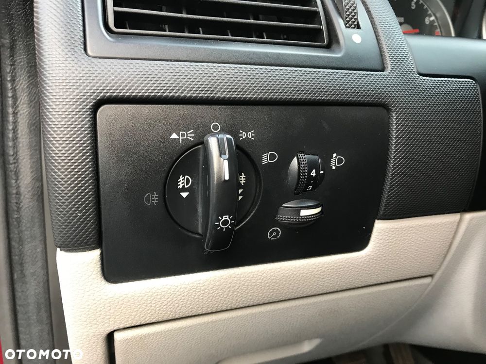 Ford Mondeo 1.8 Ghia - 18