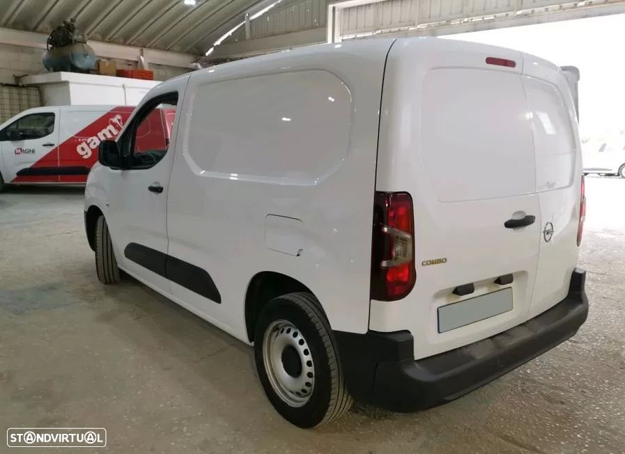 Opel Combo 1.5 CDTi L1H1 Edition Plus - 2