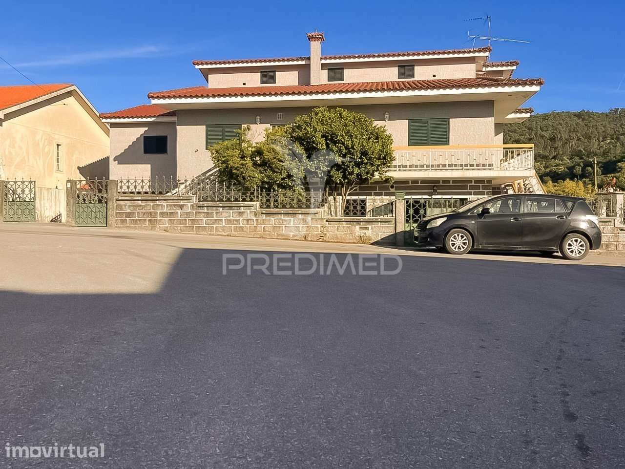 Moradia T4 em Vale (São Cosme), Telhado e Portela, €377.700