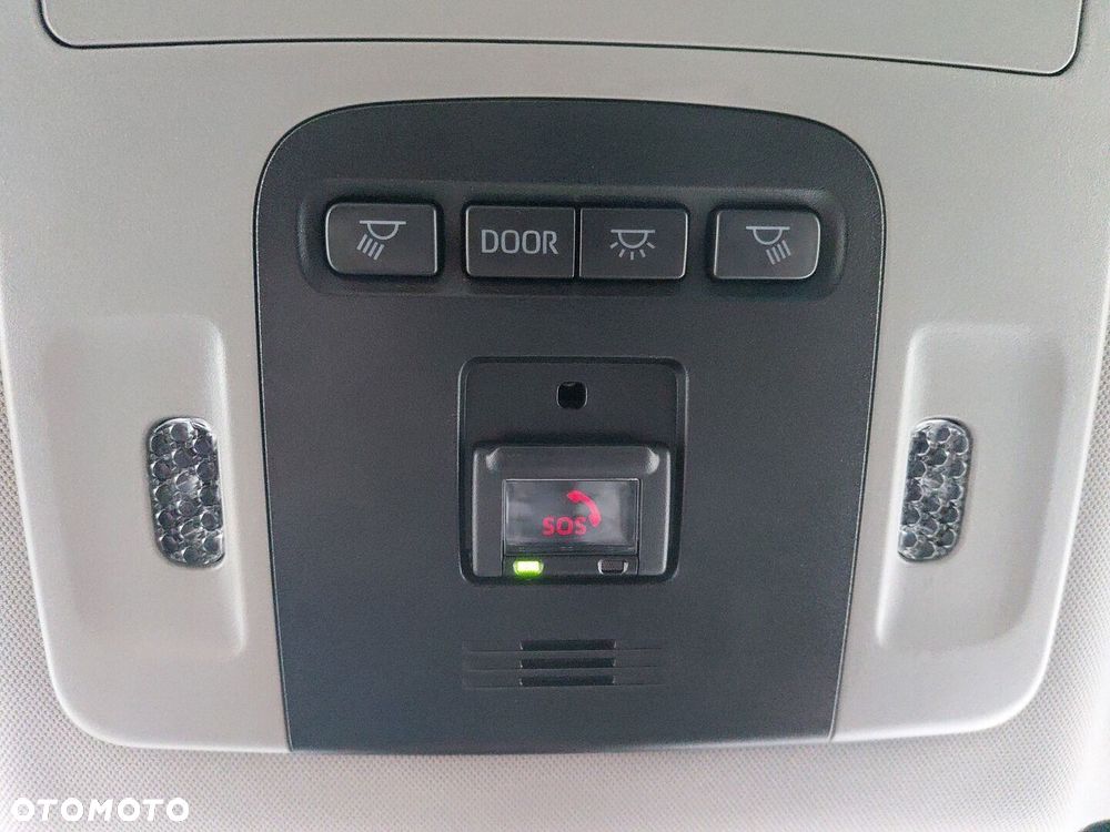 Toyota Camry 2.5 Hybrid Prestige CVT - 28