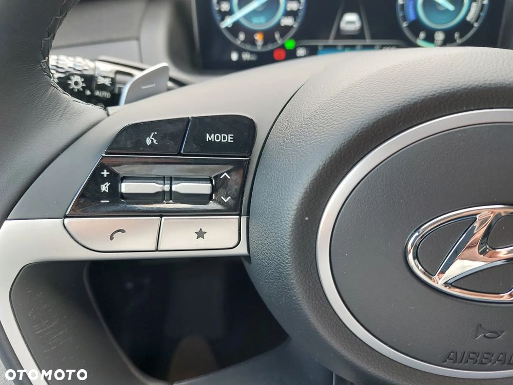 Hyundai Tucson 1.6 T-GDi HEV Executive 2WD - 12
