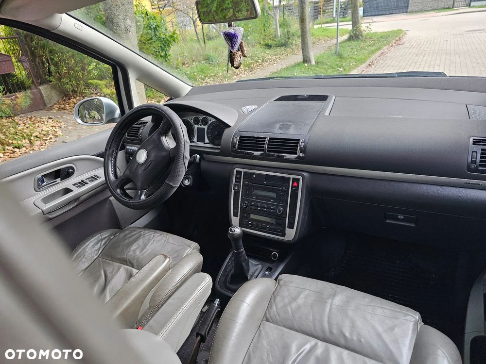 Volkswagen Sharan - 13