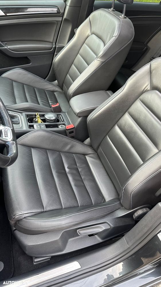 Volkswagen Golf 1.4 GTE Plug-In-Hybrid DSG - 25