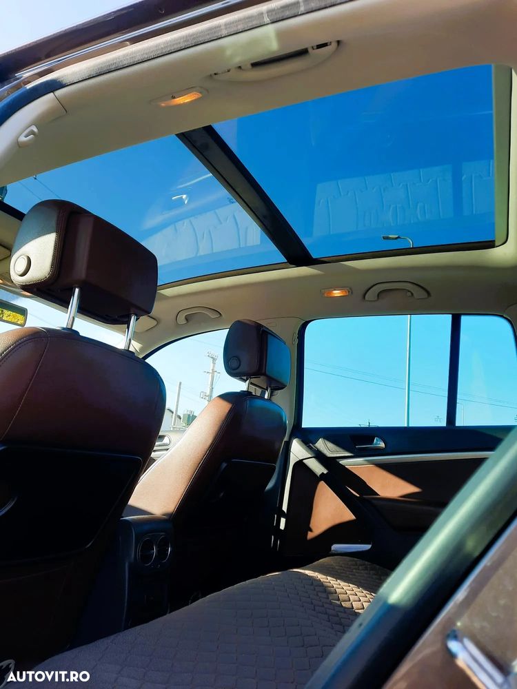 Volkswagen Tiguan 2.0 TDI DPF 4Motion BlueMotion Technology Exclusive - 12