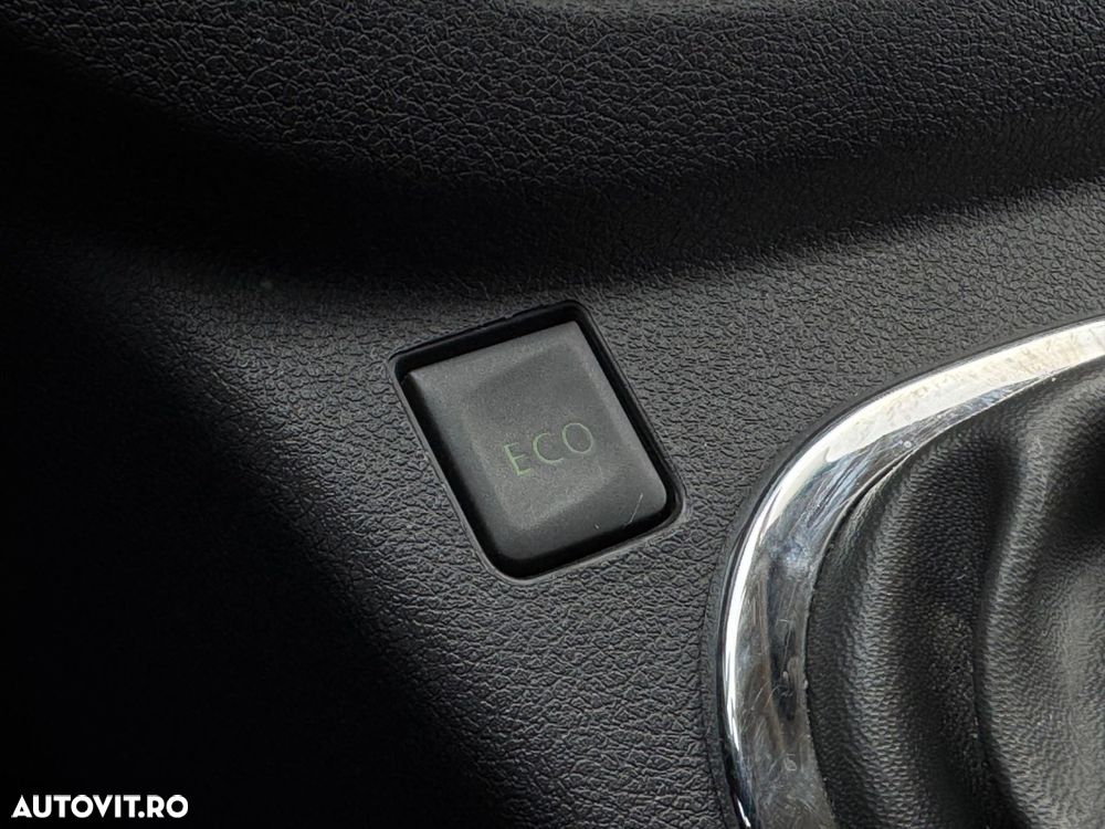 Nissan nv300 - 13