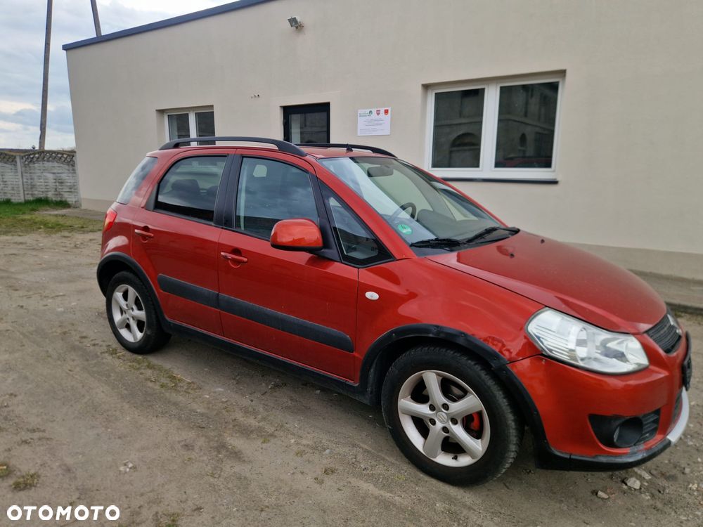 Suzuki SX4 1.6 VVT 4x2 Comfort - 2