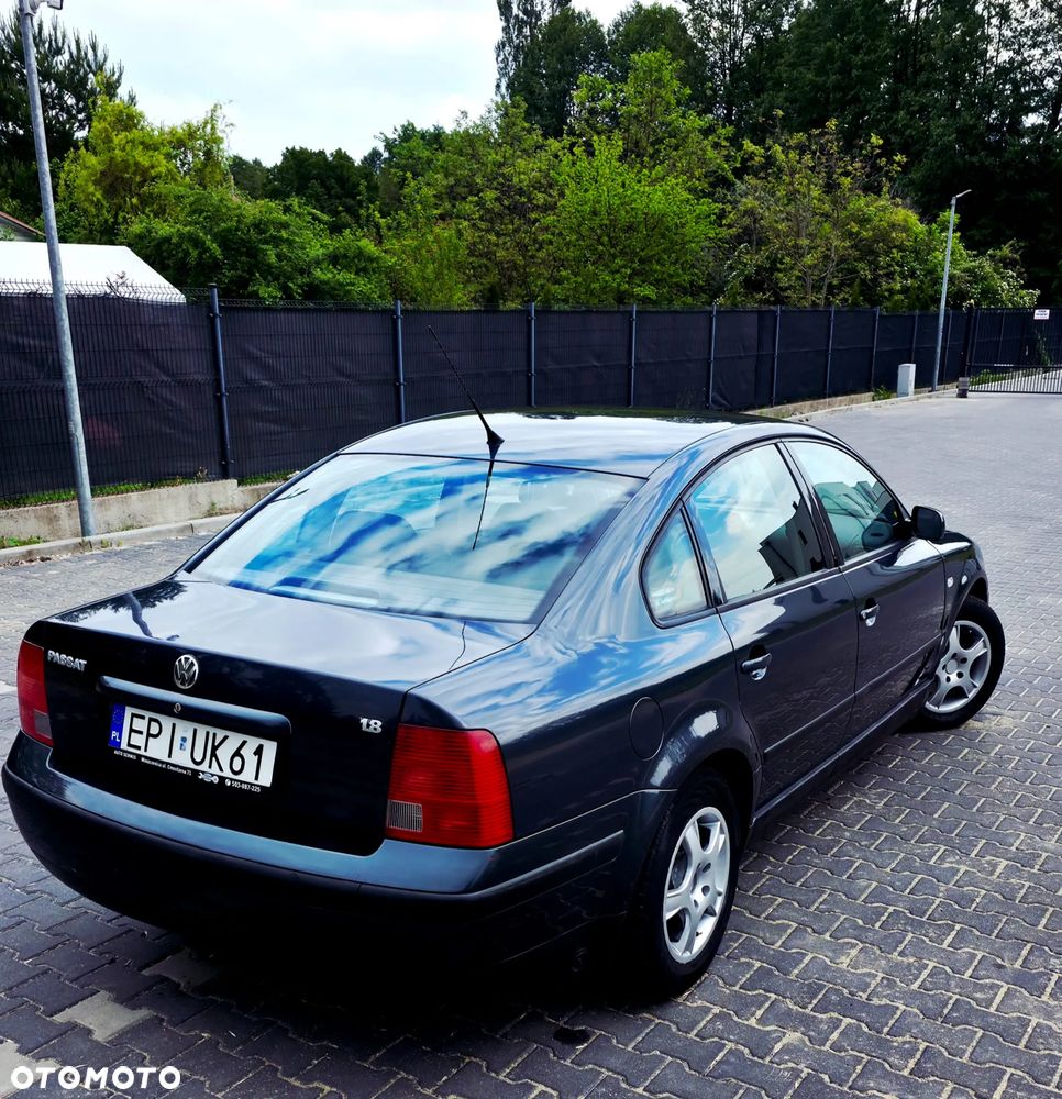 Volkswagen Passat - 6