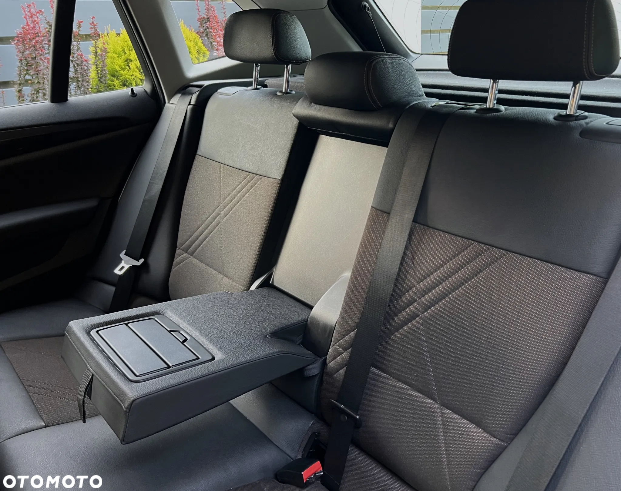 BMW X1 - 32